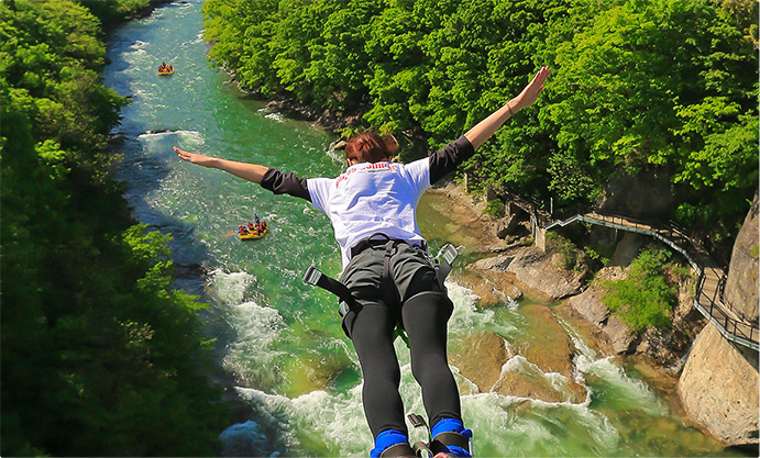 バンジージャンプ