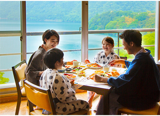 朝食バイキング