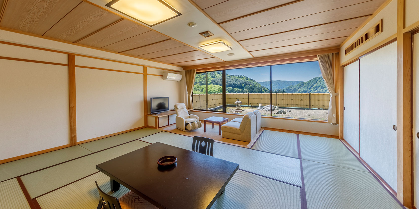 鋳鉄製露天風呂付客室「風人」